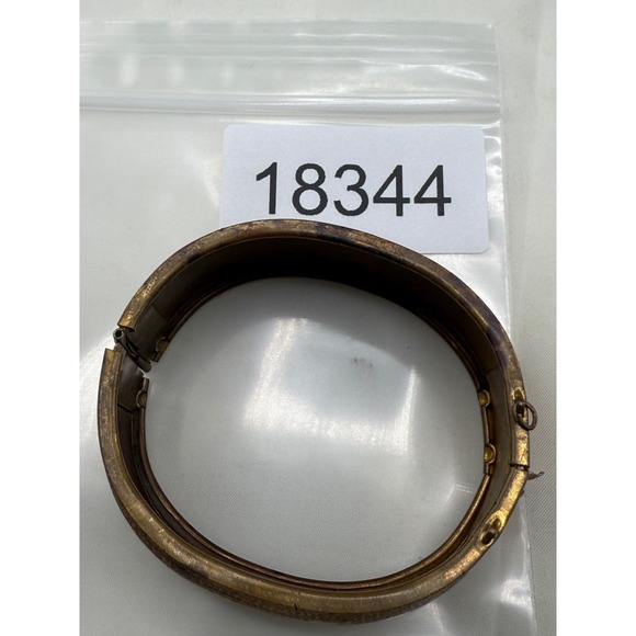 Vintage‎ Floral Brass Tone Bracelet Embossed  6.5\